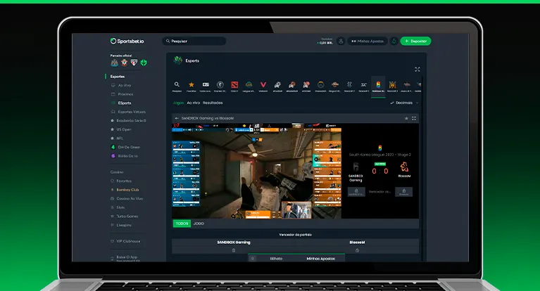 imagem mostra notebook aberto na página de apostas em Rainbow Six da Sports.bet